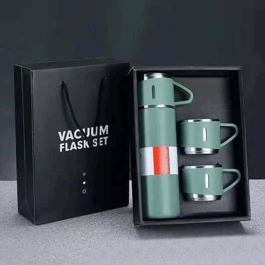 Green vacuum flask gift set with two cups, box and carrier bag