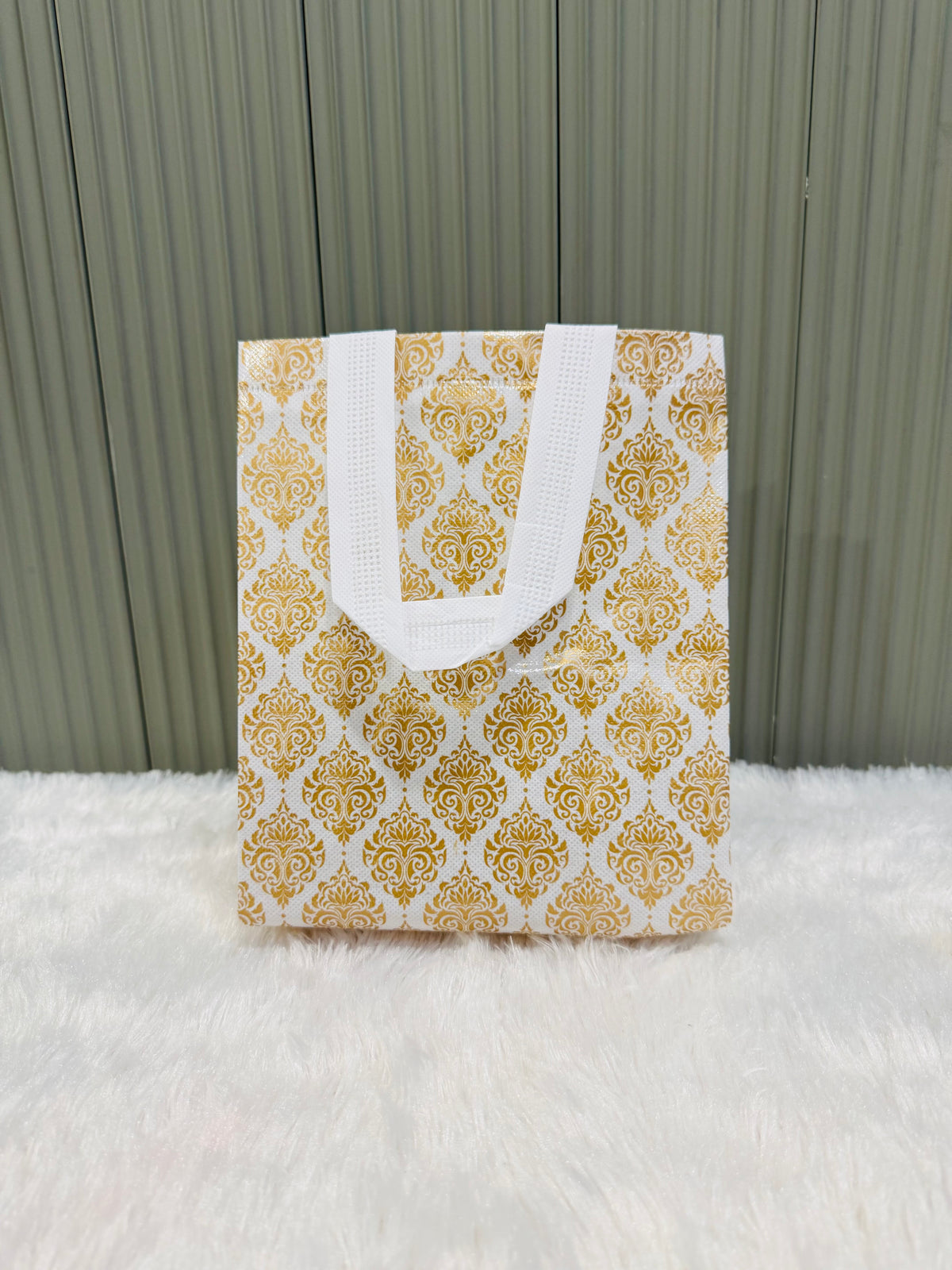 Gift Bag - 10x10x4 Inches
