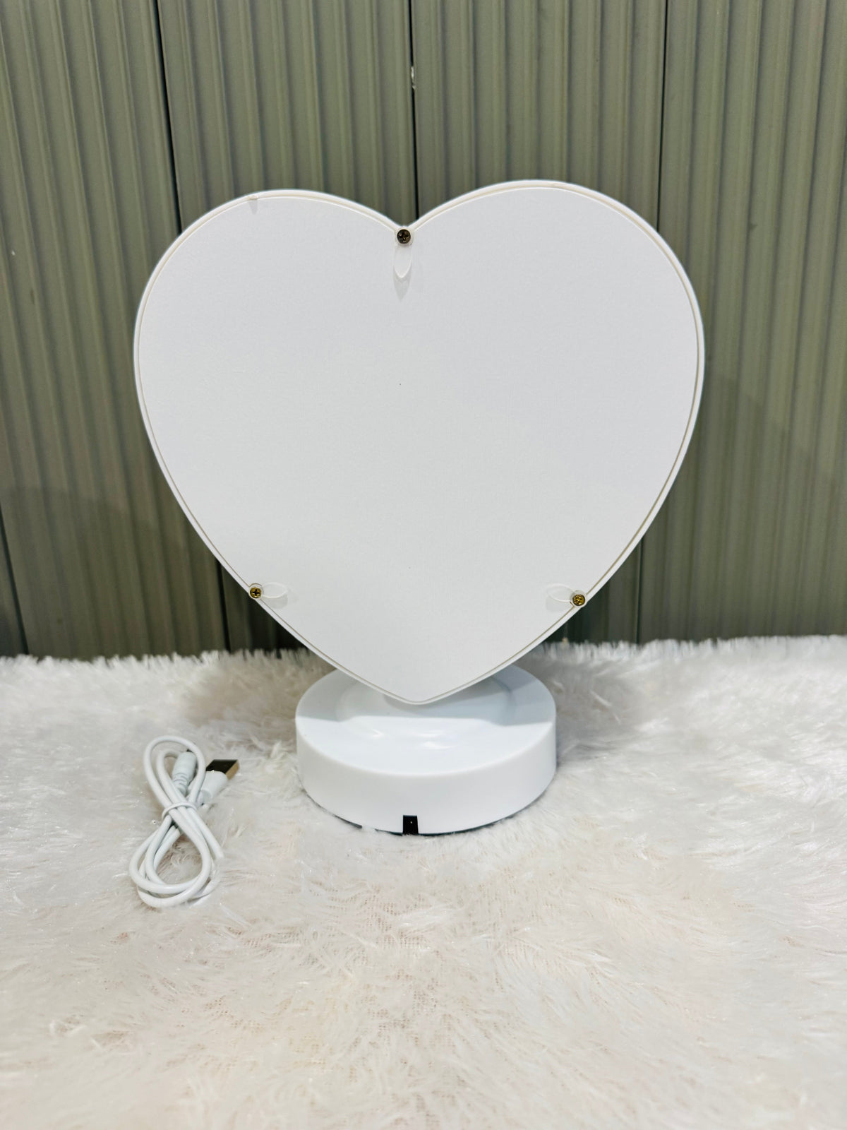 Round Photo Frame with Elegant Lights and Roses | Heart Shape | Couple Design