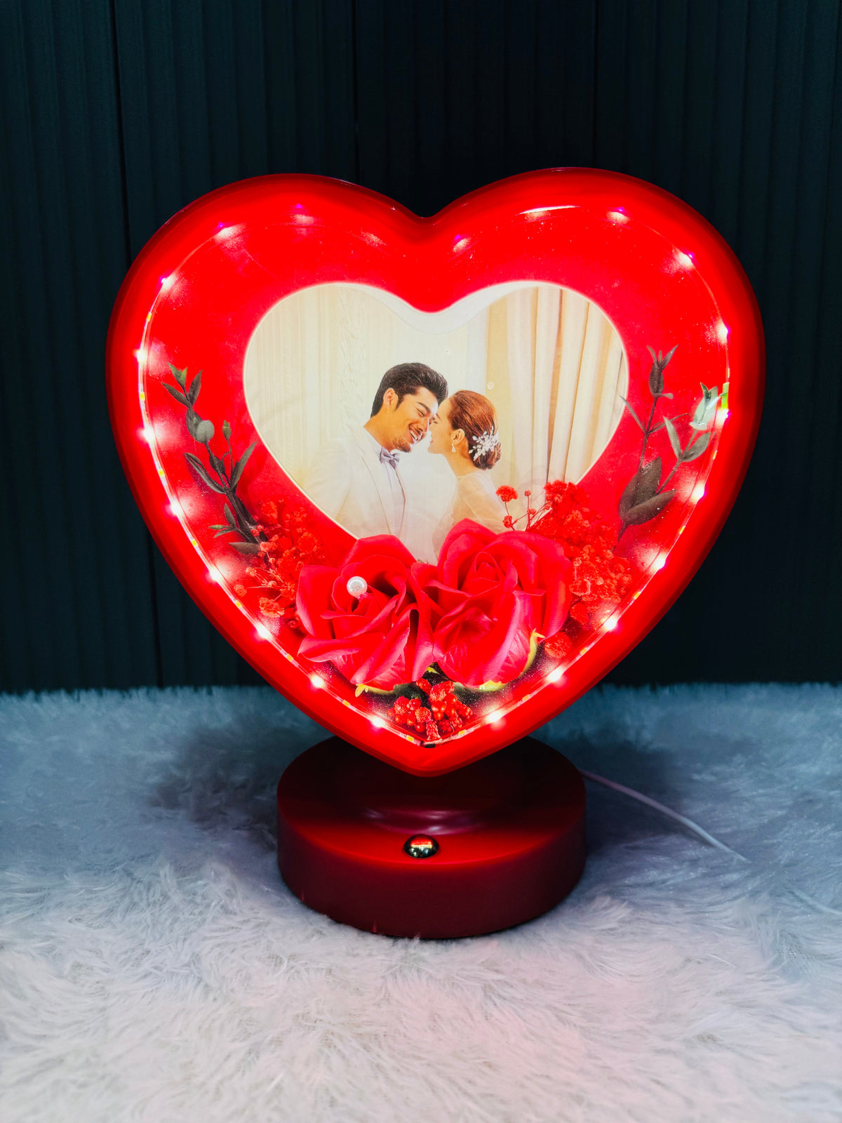 Round Photo Frame with Elegant Lights and Roses | Heart Shape | Couple Design