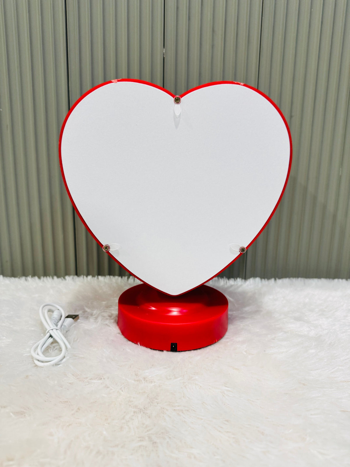 Round Photo Frame with Elegant Lights and Roses | Heart Shape | Couple Design