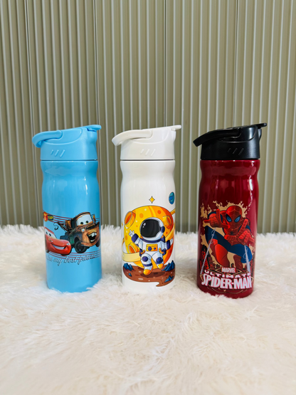 Blue, white and red 400ml kids bottles with cartoon prints and flip lids