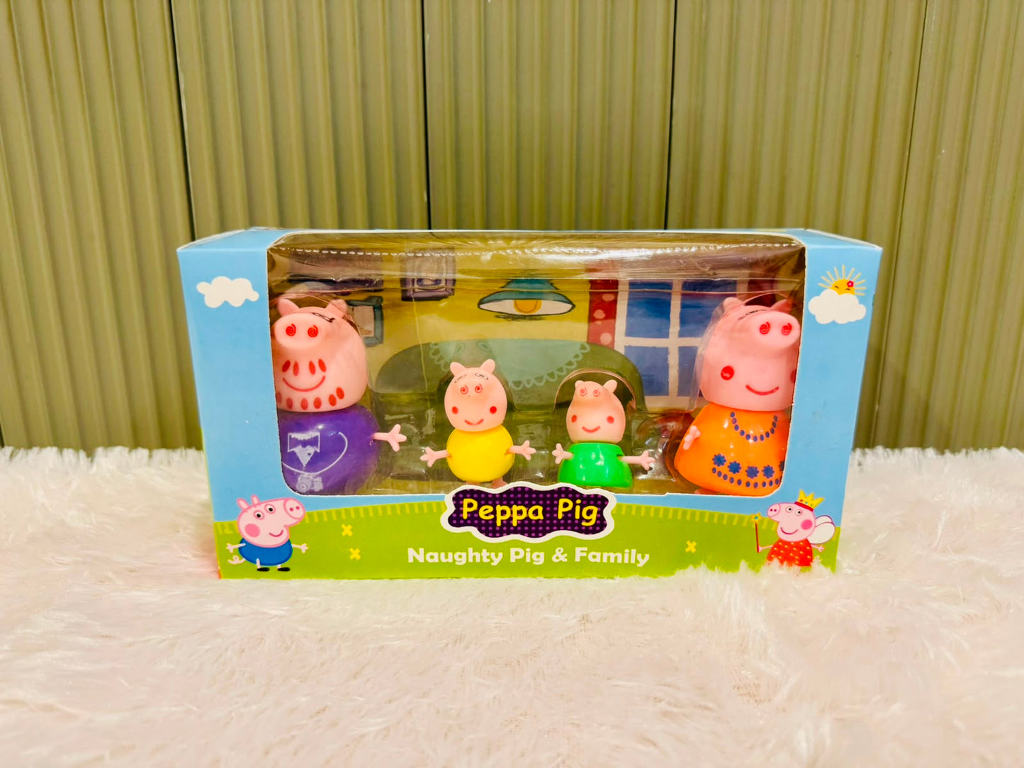 Peppa Pig Family Figurine Set – 4-Piece Playset with Peppa, George, Mummy & Daddy Pig
