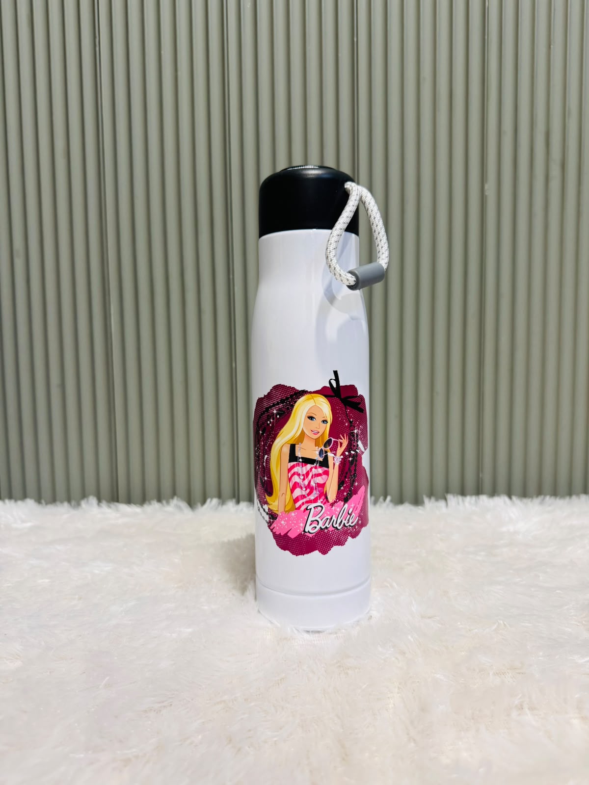 White 550ml steel bottle with cartoon doll print and rope strap
