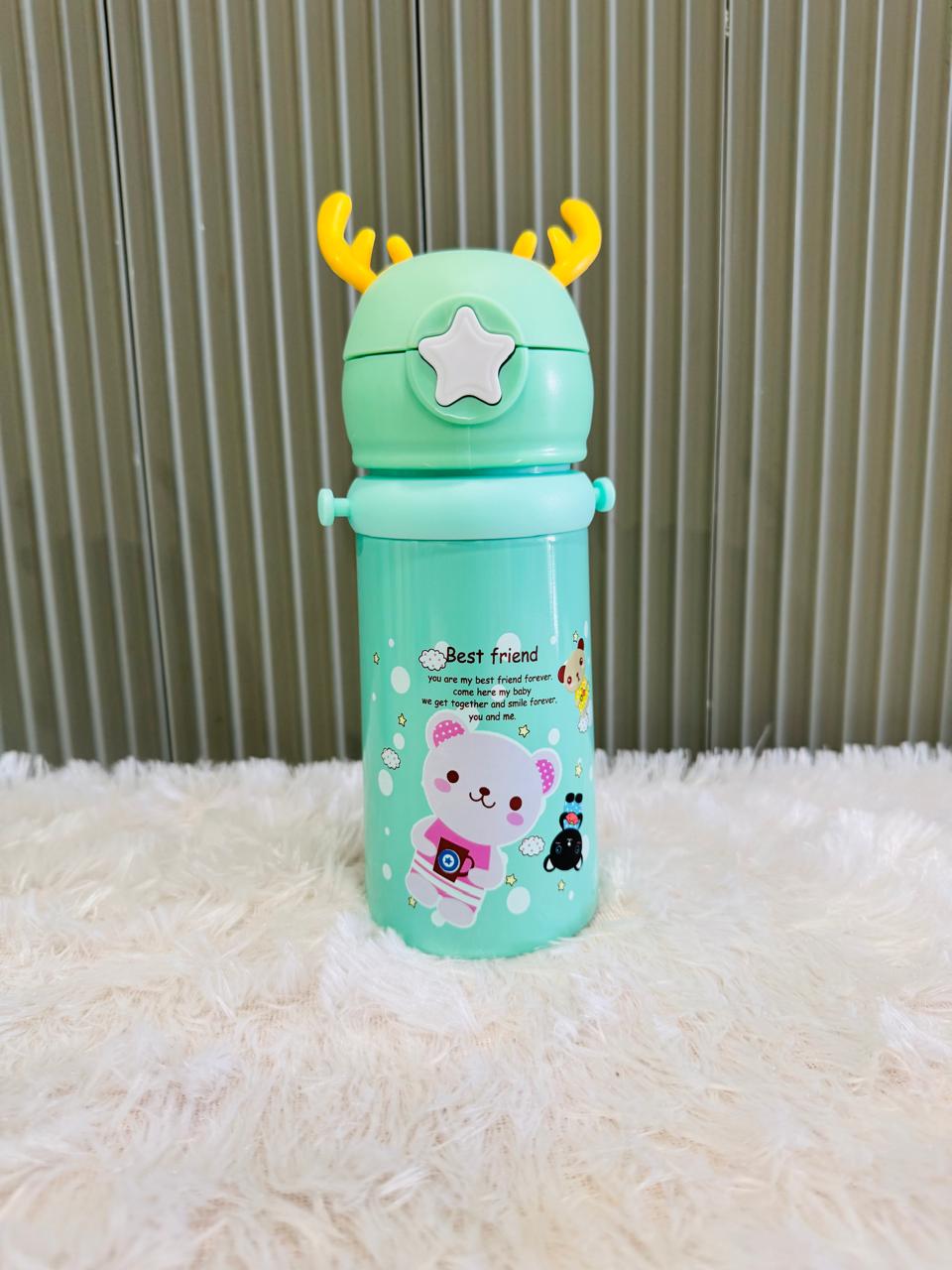Green reindeer antler 500ml bottle with cat and penguin print