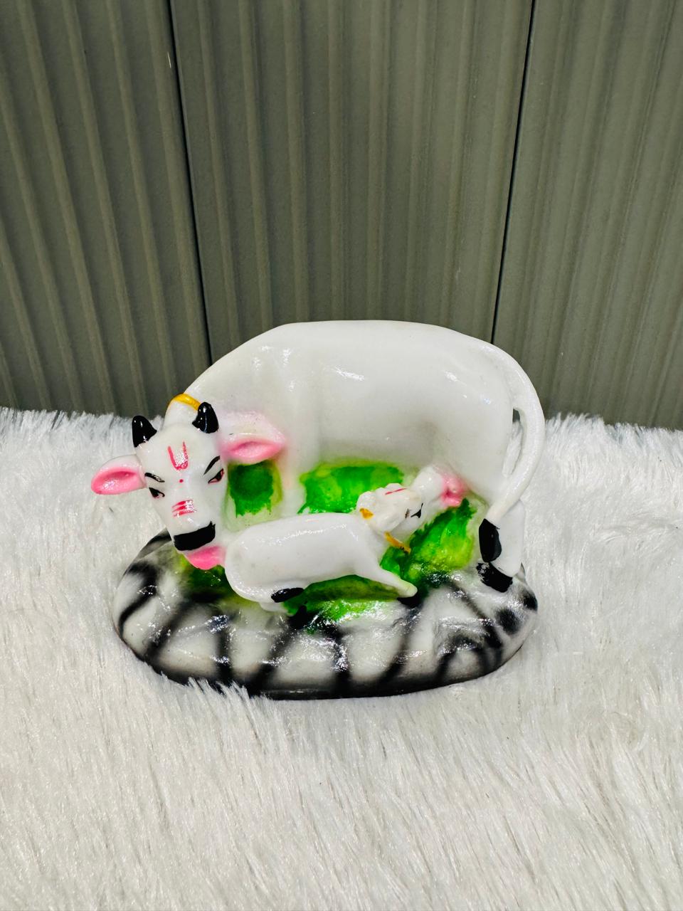 Perfy Handicrafts Kamadhenu/Gomatha/Cow with Calf
