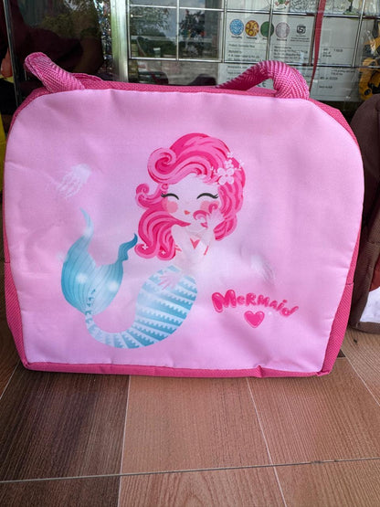Trendy Character Lunch Bags (Random Colour & Print)