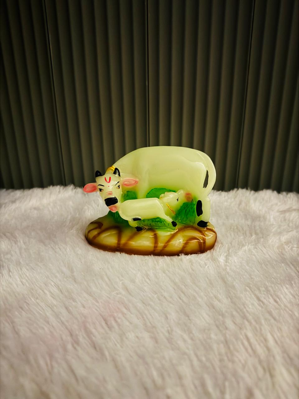 Perfy Handicrafts Kamadhenu/Gomatha/Cow with Calf